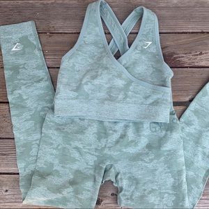 Gymshark Camo Seamless Set- Green Small